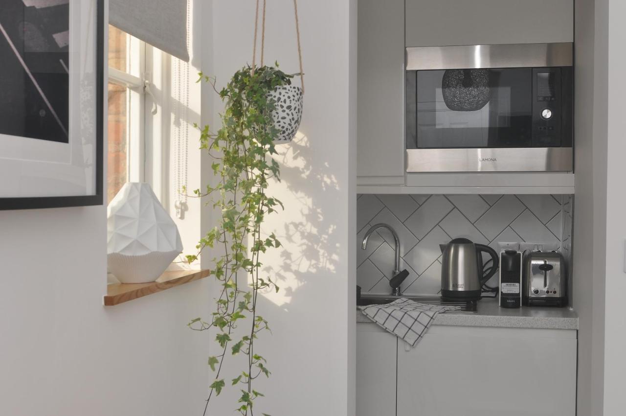Bridge Street Apartments. Boutique Style Luxury, In The Heart Of Taunton. 外观 照片