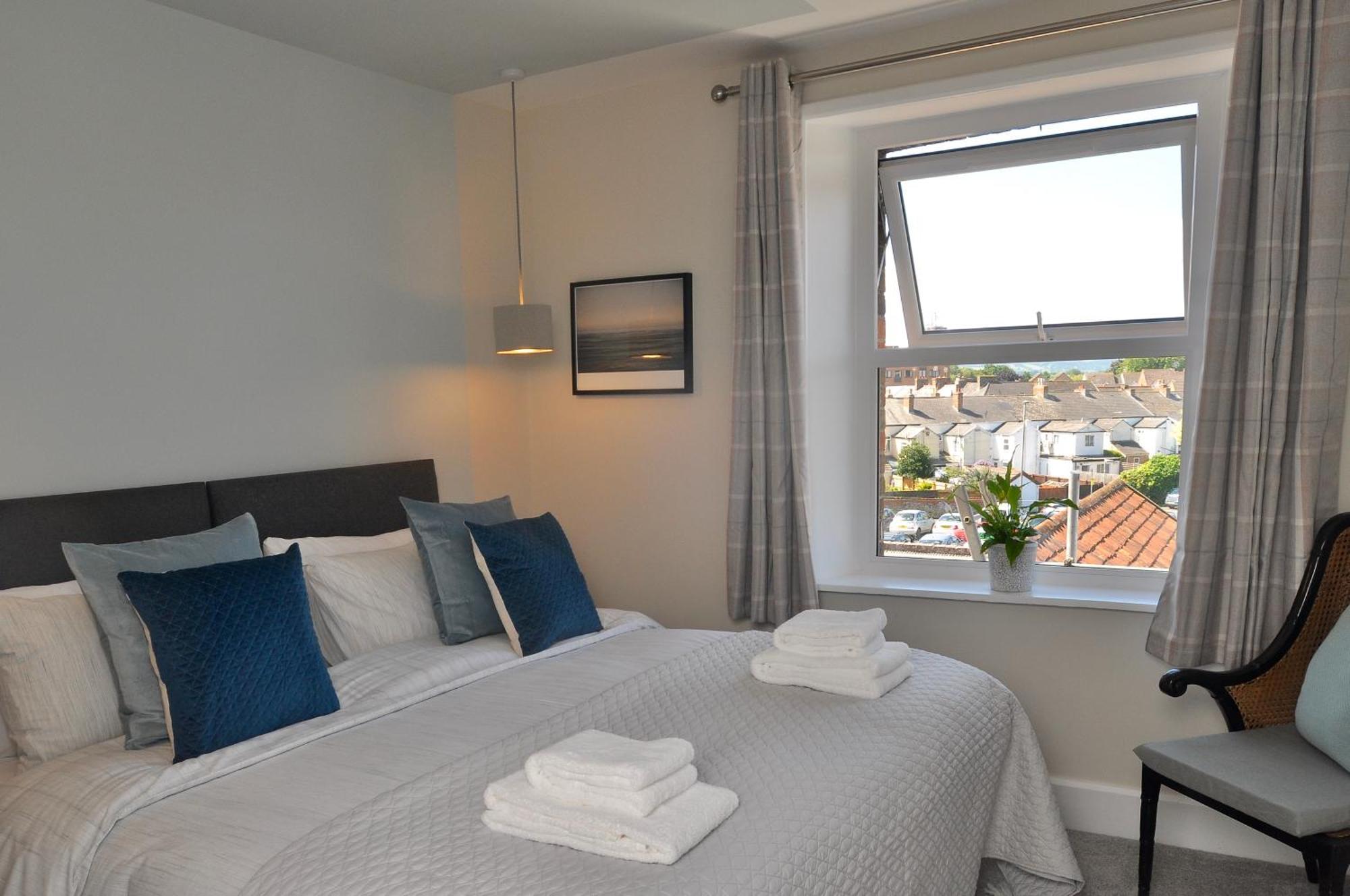 Bridge Street Apartments. Boutique Style Luxury, In The Heart Of Taunton. 客房 照片